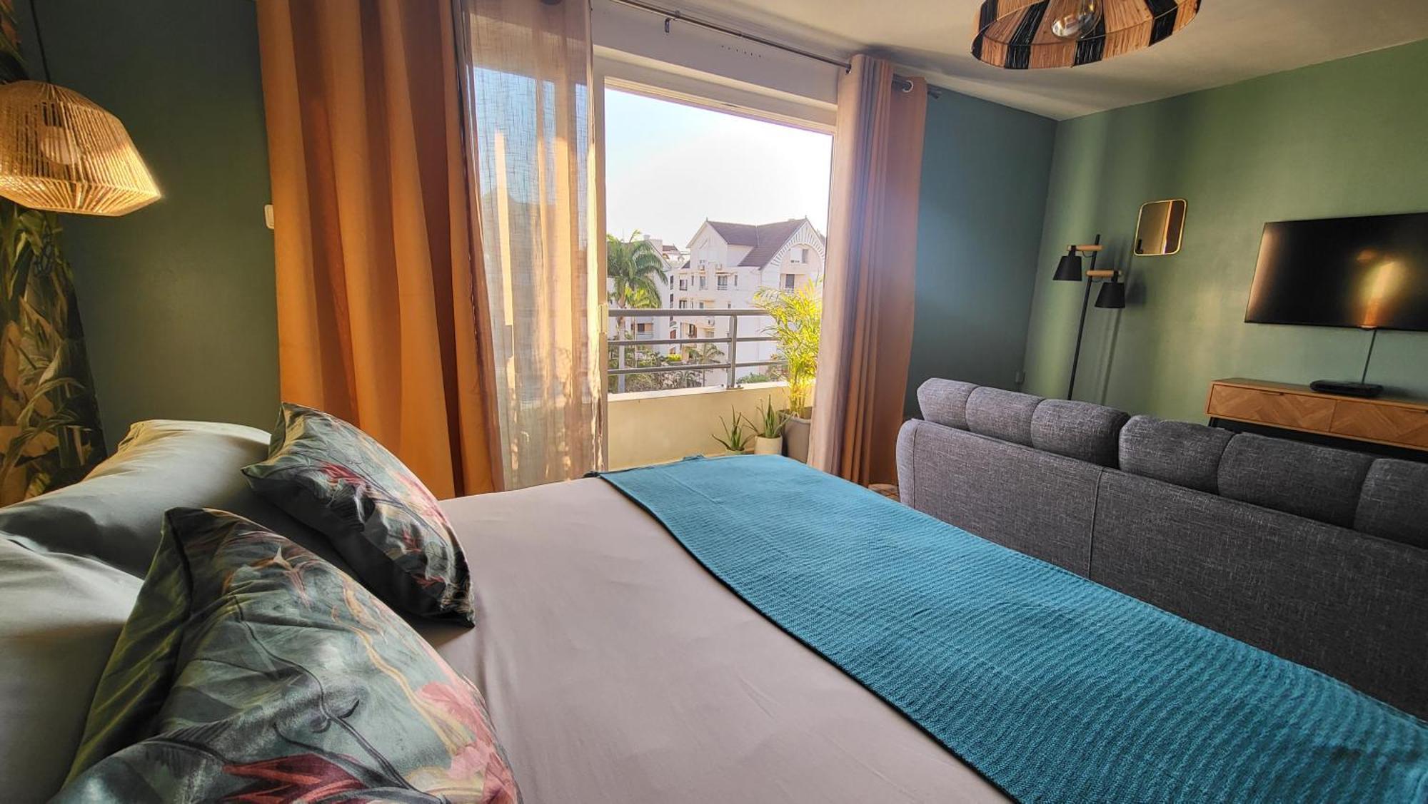 Appartement Le Papangue, Instant Exotique à Saint Pierre Extérieur photo